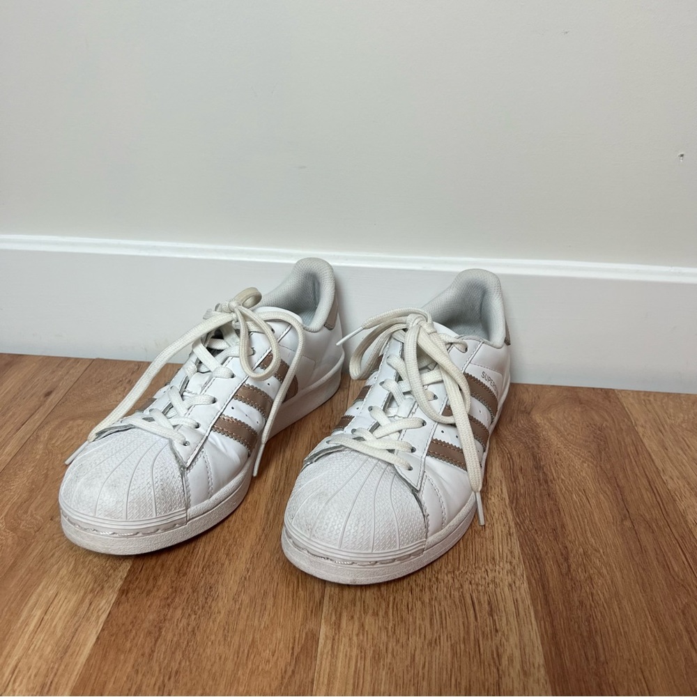 Adidas Super Star Sneakers Shoes Women Size 6